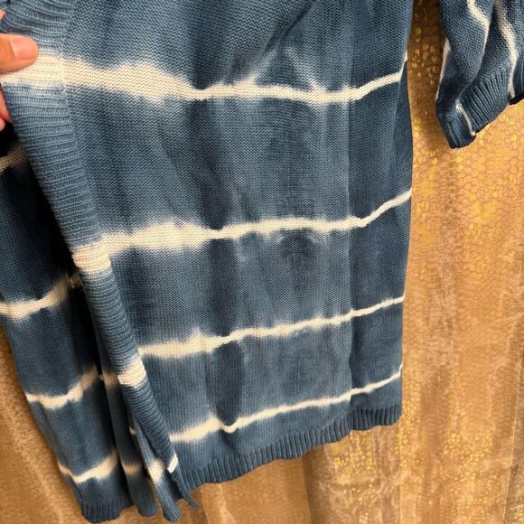 Torrid Blue White Super Soft Knit Cardigan Dolman Sleeve 0 Large/12 - Picture 5 of 9